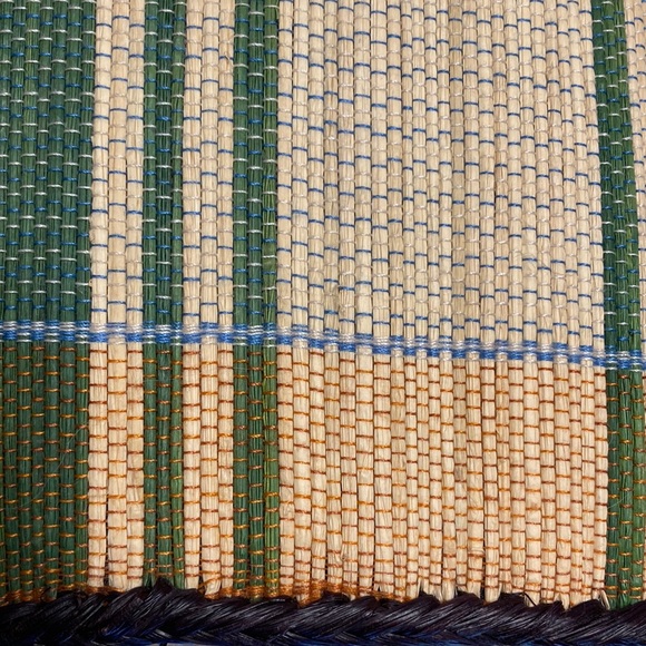 One of a kind rattan clam shell bag - Picture 6 of 11